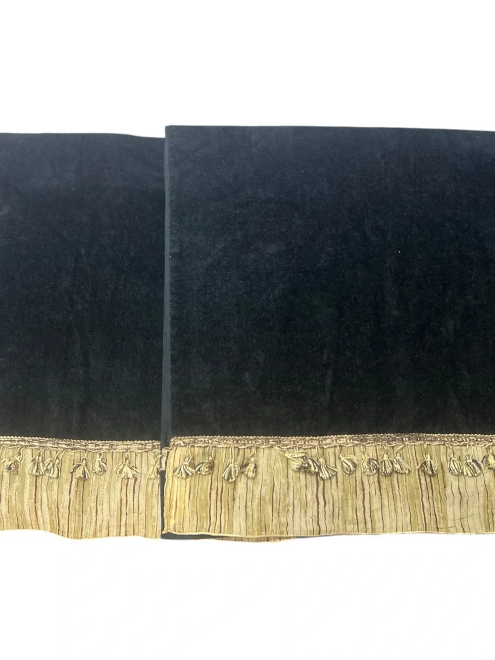 Avanti Look Black Velour Bath Towels Set 2 Tassel Fringe Gold Trim 24”x56” Lux